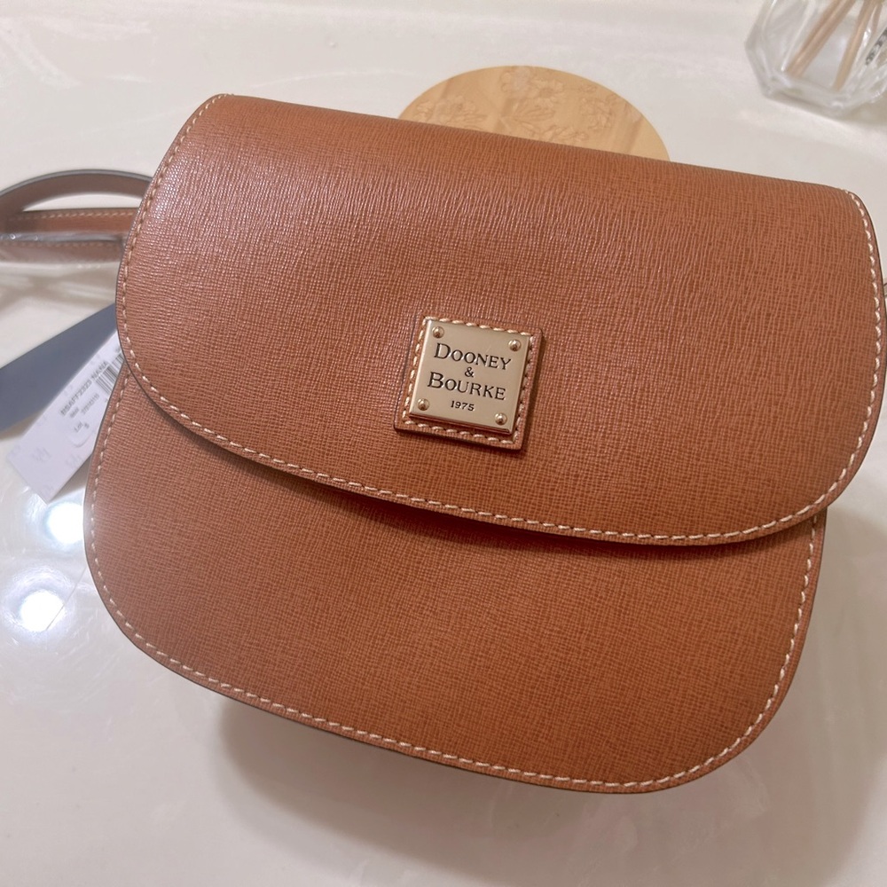 Brand new w/ tags Dooney & Bourke Saffiano saddle bag